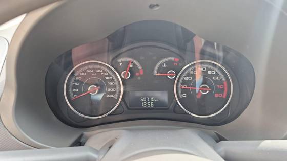 FIAT PALIO 1.0 MPI ATTRACTIVE 8V FLEX 4P MANUAL FIAT PALIO 1.0 MPI ATTRACTIVE 8V FLEX 4P MANUAL
